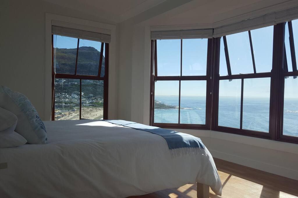 18 Steps - Seaside Cottage With Breathtaking Views ケープタウン エクステリア 写真